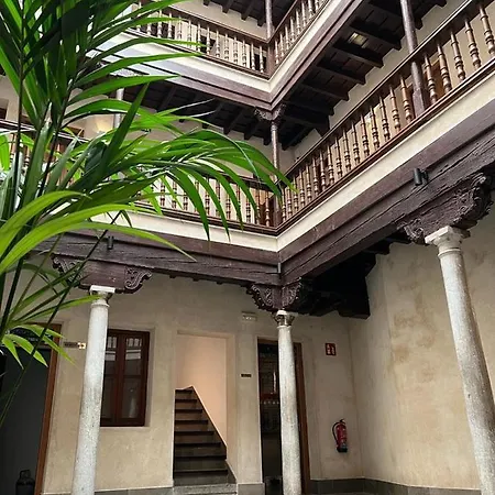 Hotel Mercader De Sedas Hotel