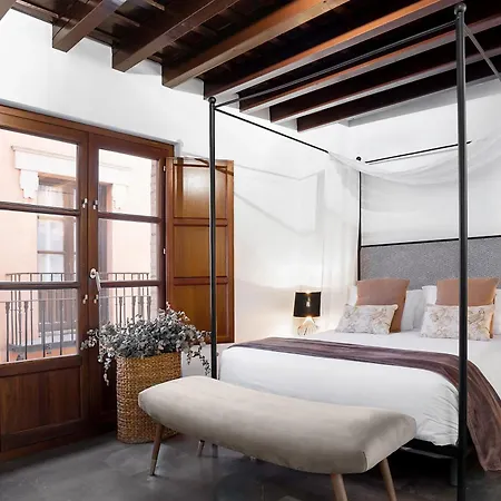 Hotel Mercader De Sedas
