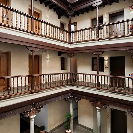 Hotel Mercader De Sedas Granada