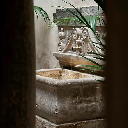 Hotel Mercader De Sedas Granada