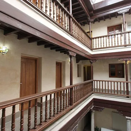 Hotel Mercader De Sedas