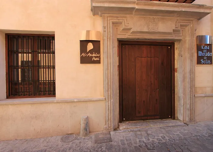 Mercader De Sedas By Maxi 3* Granada